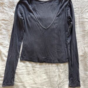 Brandy Melville cropped navy blue Top one size